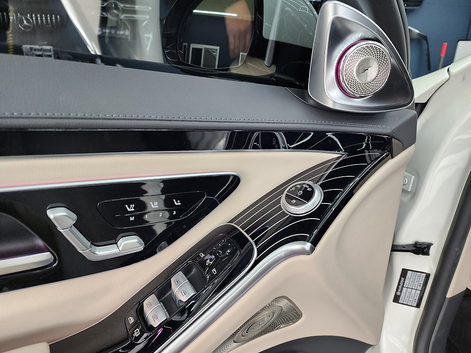 벤츠 S450- 피아노 트림 & 4D부메스터, 액티브 엠비언트로 실내 인테리어 1000% 충족시키기 !!!