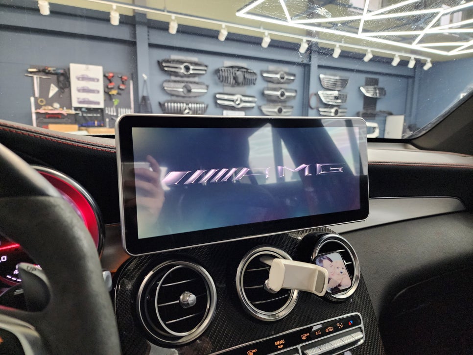 벤츠GLC43amg - M2C-200a 플러스, 12인치 모니터