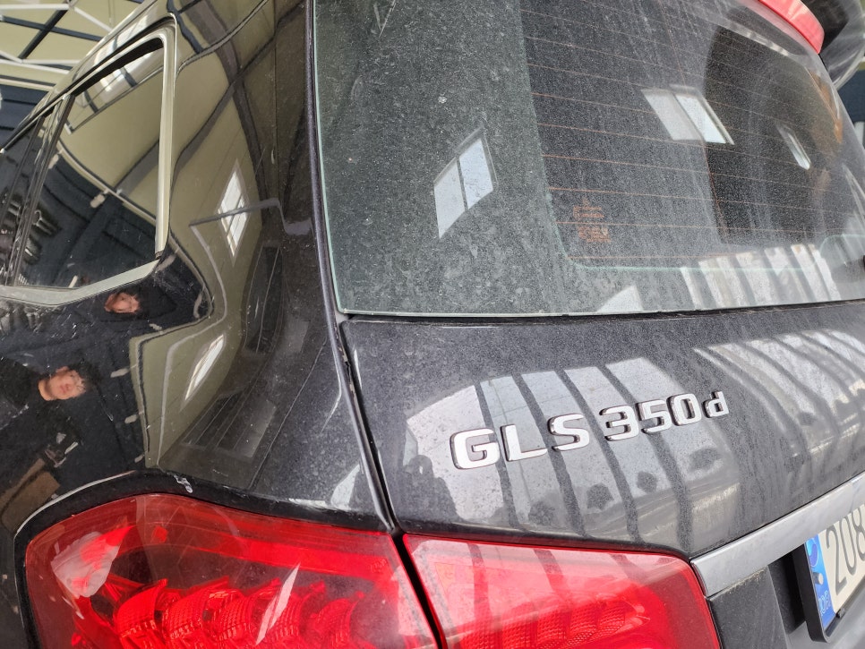 벤츠 GLS350d - 12색 엠비언트 확장 및 멀티컬러까지~
