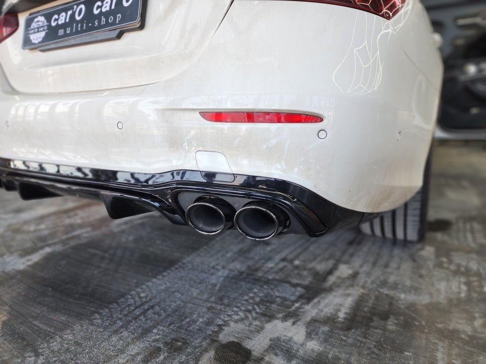 벤츠E220d - E53amg 디퓨저 + 블랙팁, 레터링 월계수 도어스팟