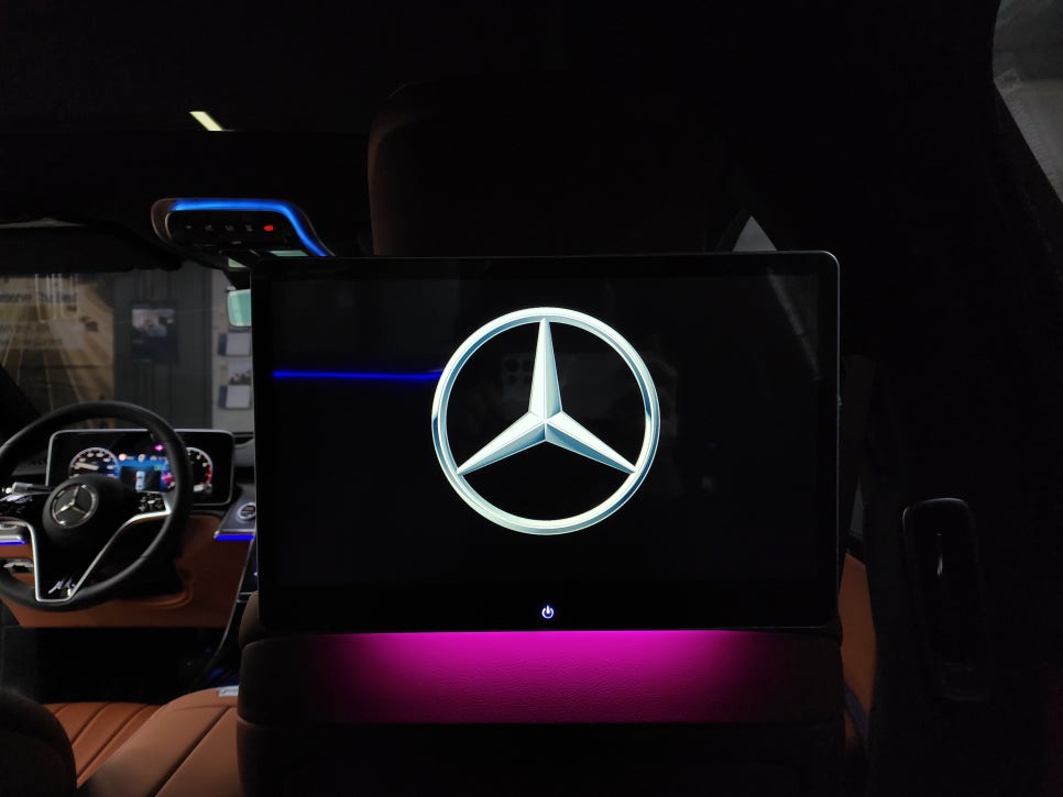 벤츠 S450 - 리어 모니터 " 쓰기 편한 안드로이드 노바X13 "