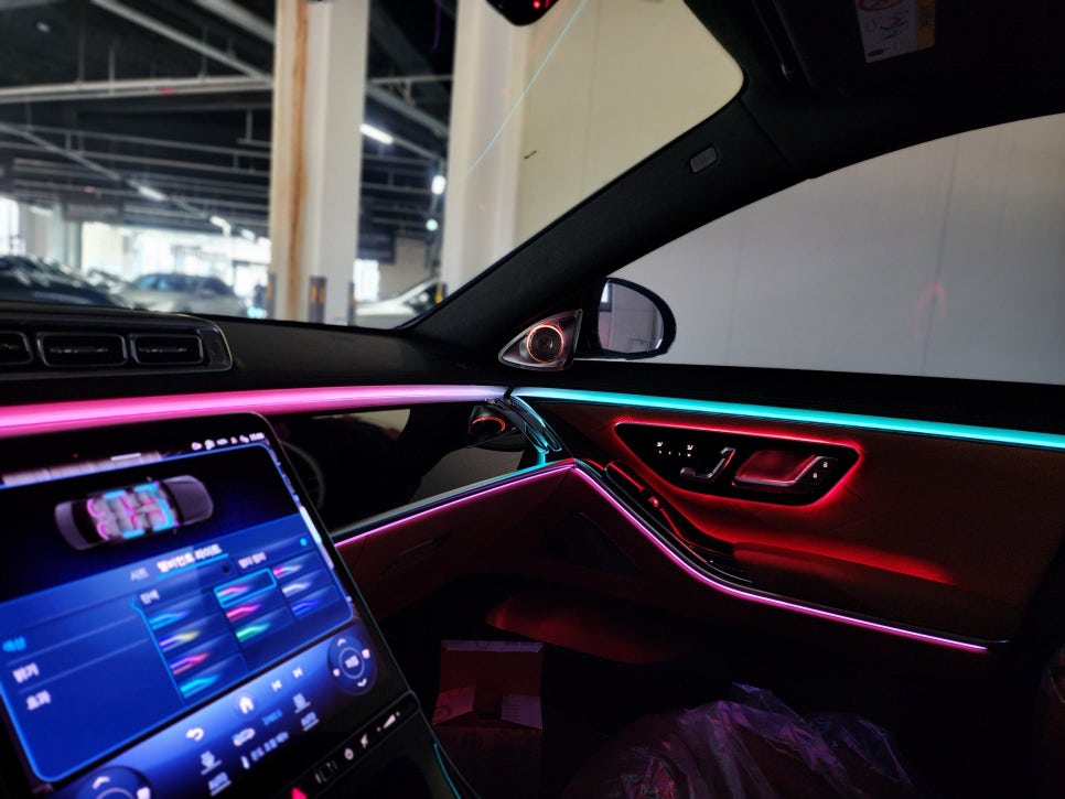 벤츠 S500 - 4D 부메스터 시공으로 오디오의 품격도 업그레이드 !!