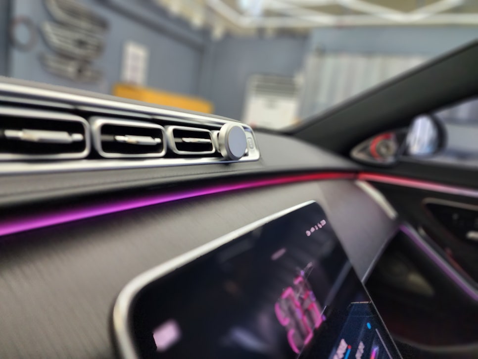 벤츠 S400 - 역시 액티브 엠비언트 & 4D 부메스터를 시공해야 S클래스지 !!!