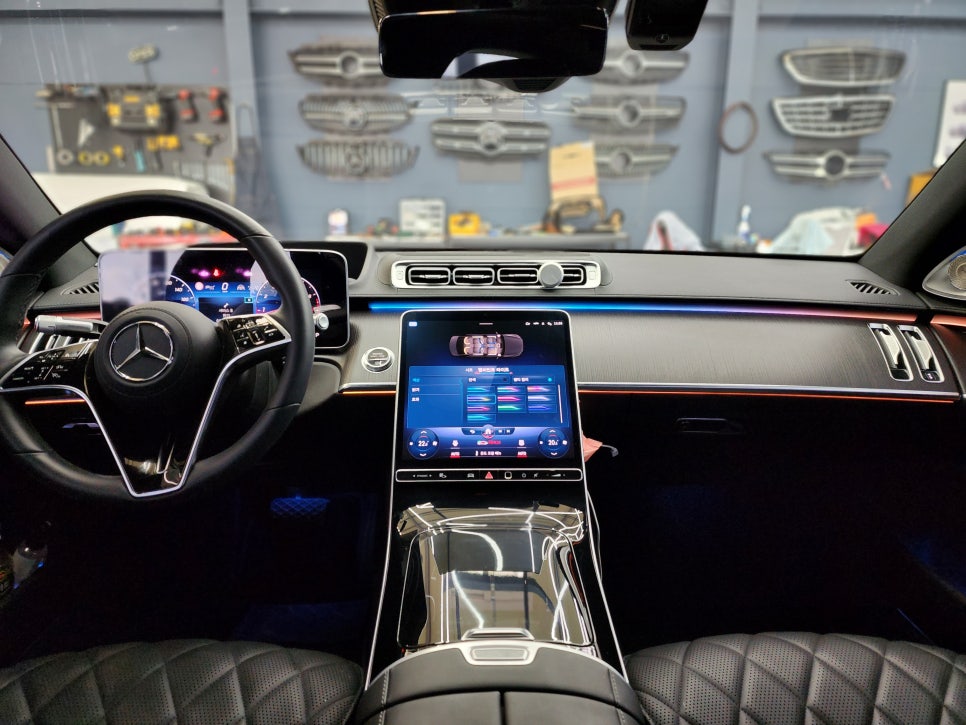 벤츠 S400 - 역시 액티브 엠비언트 & 4D 부메스터를 시공해야 S클래스지 !!!