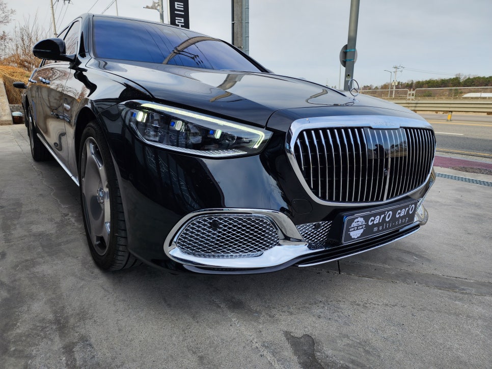 벤츠 S580 마이바흐 - 크롬 하단 몰딩 / 4D 부메스터 시공