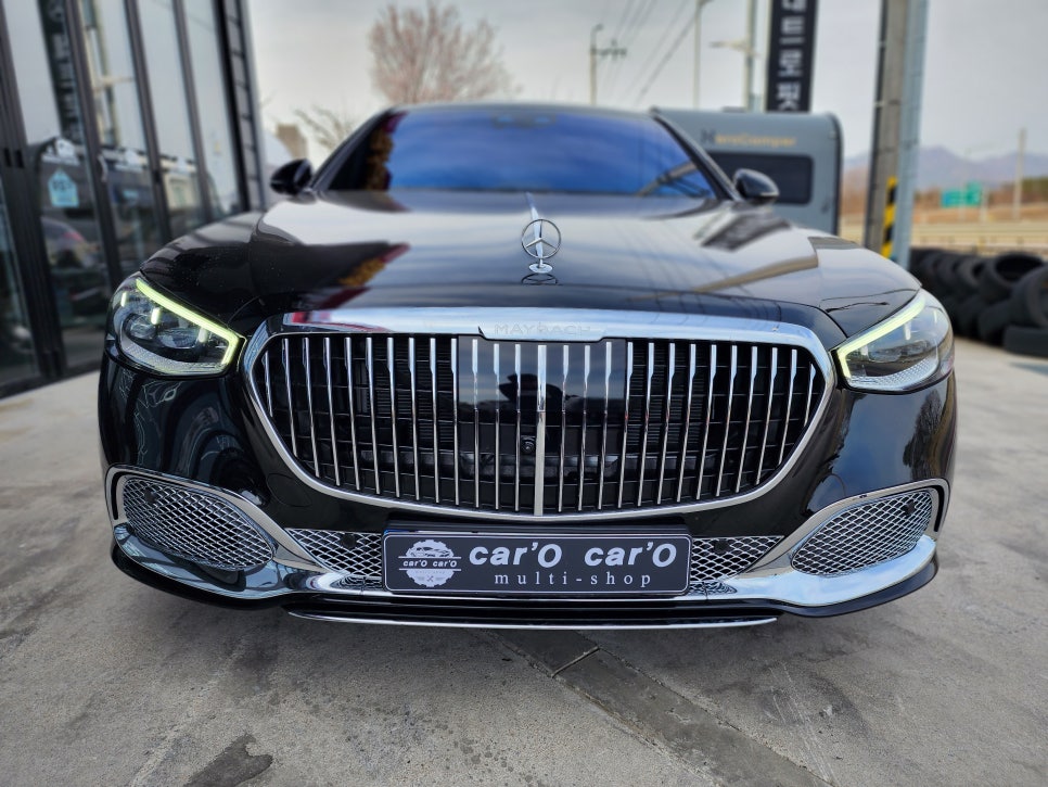 벤츠 S580 마이바흐 - 크롬 하단 몰딩 / 4D 부메스터 시공