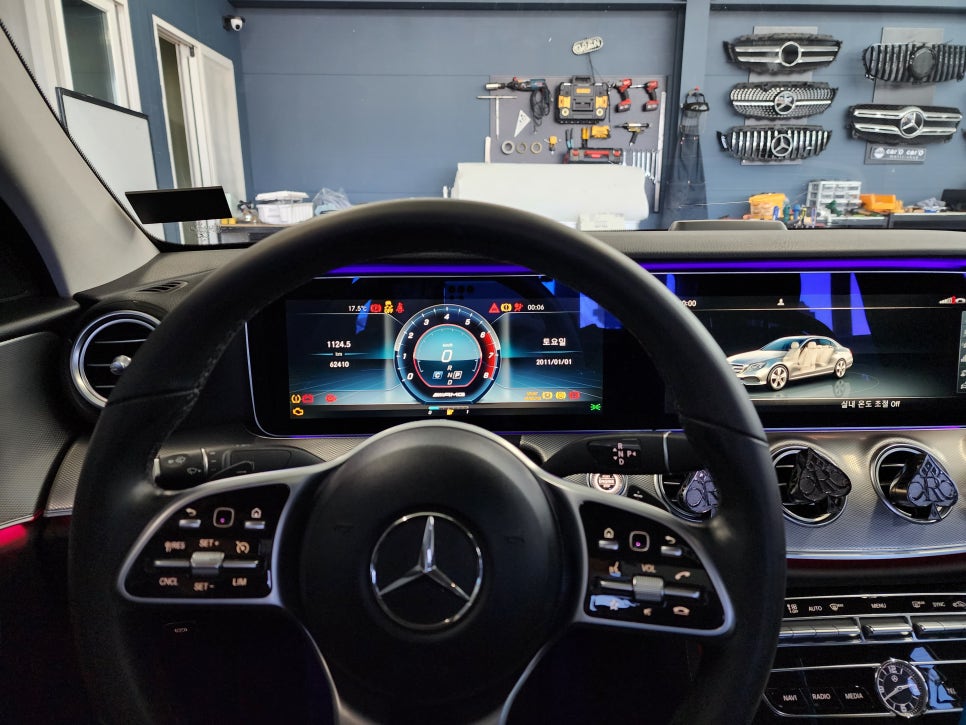 벤츠 E250 - 와이드콕핏 리퍼 상품으로 합리적인 가격 & AMG 프로그래밍으로 AMG 감성 한스푼 추가 ~~