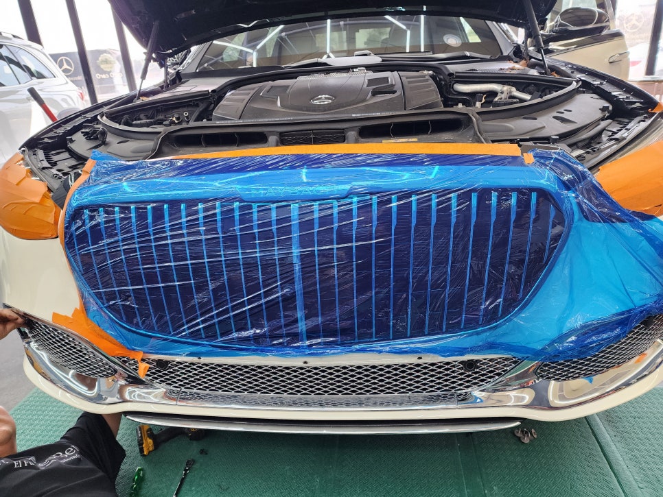벤츠 S580 마이바흐 - S680 하단 크롬 몰딩으로 업그레이드!!