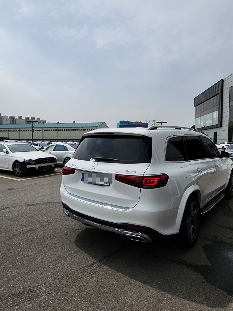 벤츠 GLS400d - 리어 모니터 " 카컴 x 10 " 즐거운 벤츠생활~