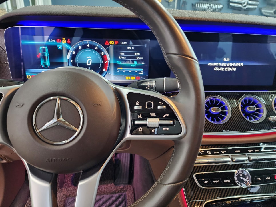 벤츠 E300 - AMG 커스텀 핸들 교체 및 순정 열선 적용 / lwc 시계 교체 및 AMG 프로그래밍