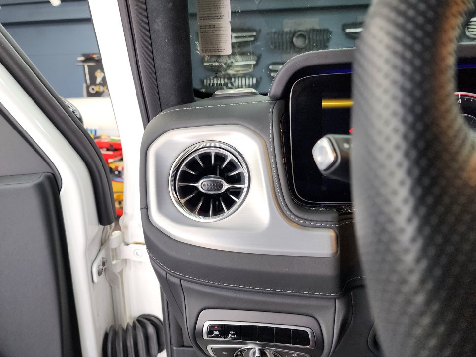 벤츠 G63amg - 송풍구 엠비언트 "지바겐도 참을 수 없는 송풍구 엠비언트 !! "