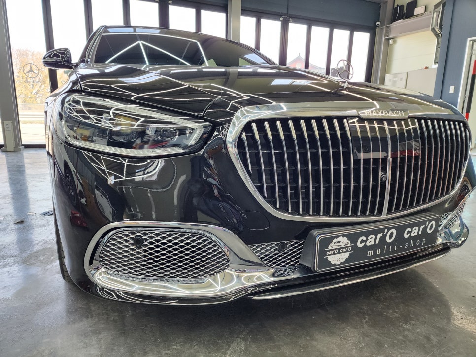 벤츠 S580 마이바흐 - 하단 크롬 몰딩 & 4D 부메스터 " 매력적인 인테리어의 완성 "