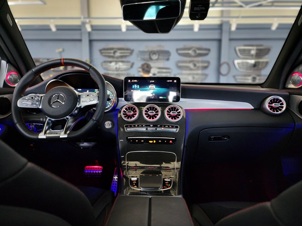 벤츠 GLC43amg - 송풍구 . 3d 부메스터 . 데시보드 엠비언트