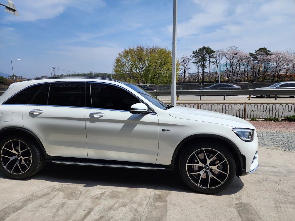 벤츠 GLC43amg - 송풍구 . 3d 부메스터 . 데시보드 엠비언트