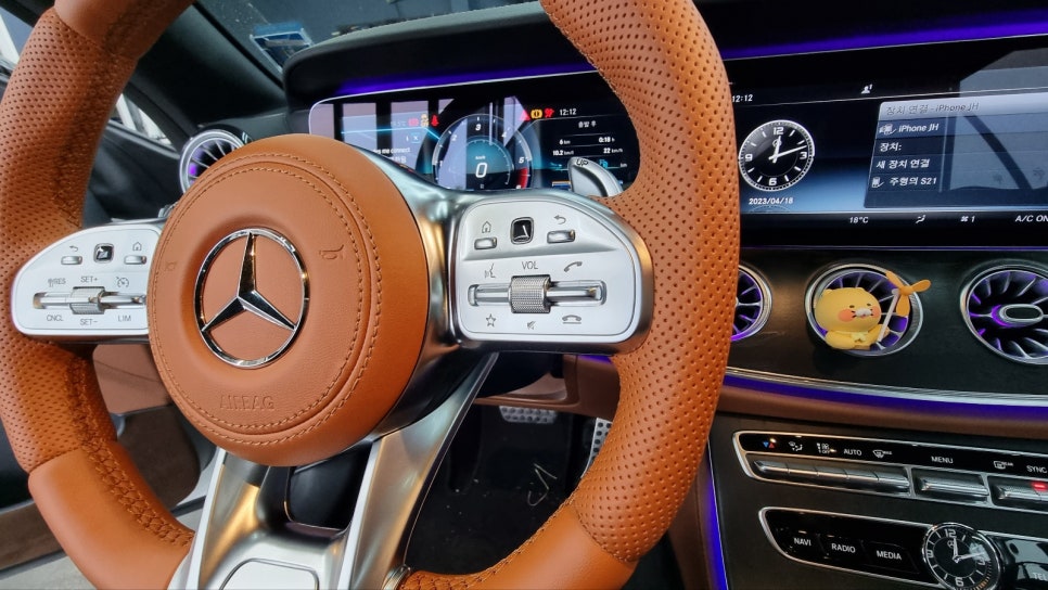 벤츠E220e 쿠페 - AMG 커스텀 핸들 " 이제 핸들도 개성시대 !!"