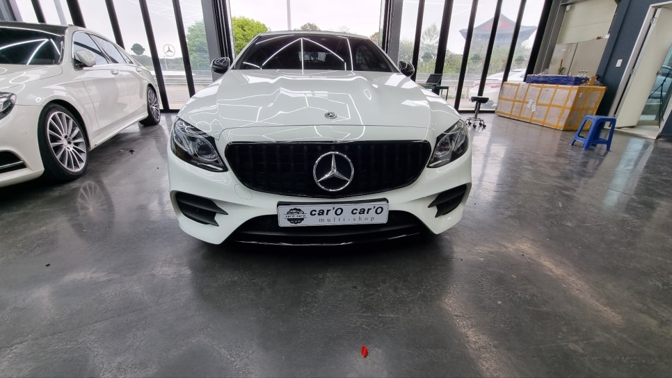 벤츠E220e 쿠페 - AMG 커스텀 핸들 " 이제 핸들도 개성시대 !!"