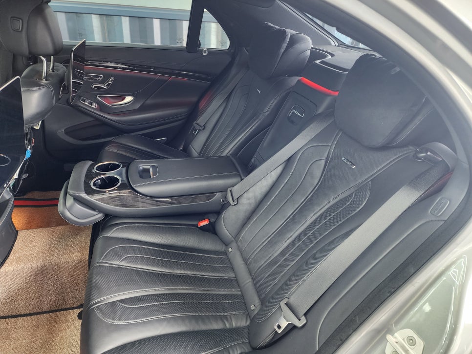 벤츠S63amg - 실내커스텀 가죽염색 베이지컬러로 변신 " 가죽 교체 없이 시트 꾸미기 !! "