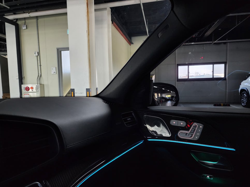 벤츠 Gle53amg - 부메스터엠비언트 "오늘의 주인공은 나야 나, !!"