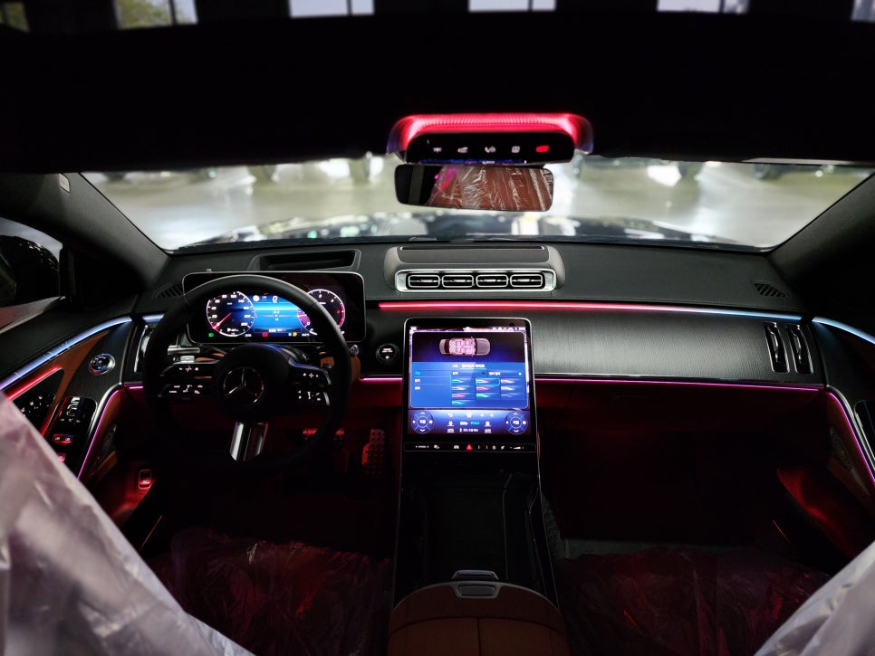 벤츠 S400d - 액티브엠비언트 " S클래스에 빠질수 없는 액티브 엠비언트 !!! "
