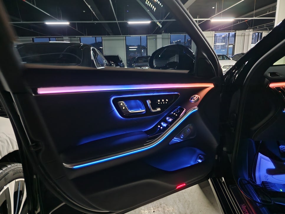 벤츠 S500 - 액티브엠비언트 " S클래스에는 역시 액티브 엠비언트죠 !!!! "
