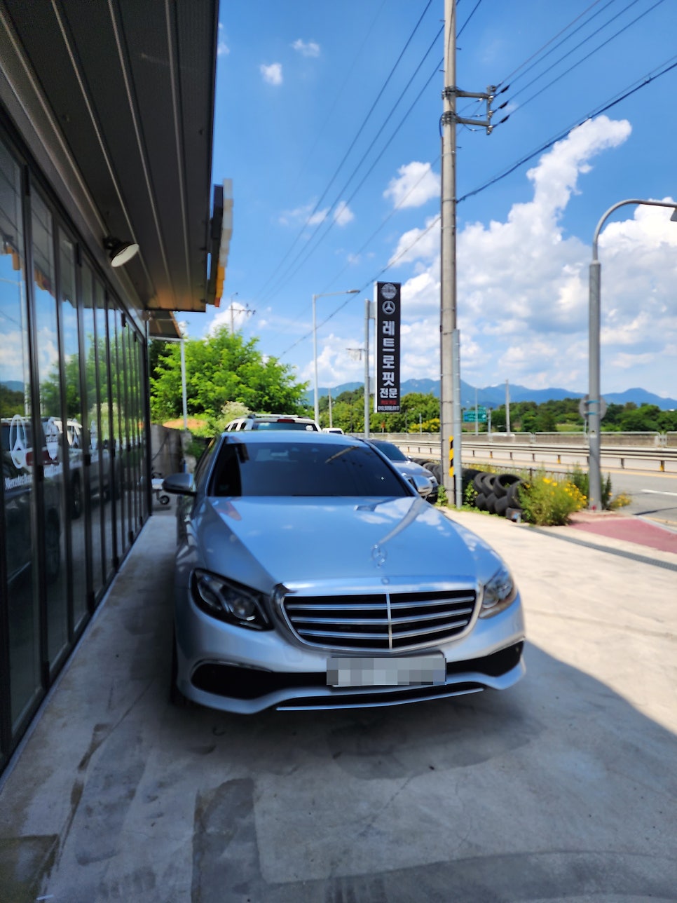 벤츠 E220d 익스클루시브 - 하이클라스 통풍시트 " 시원한 여름나기 !! "