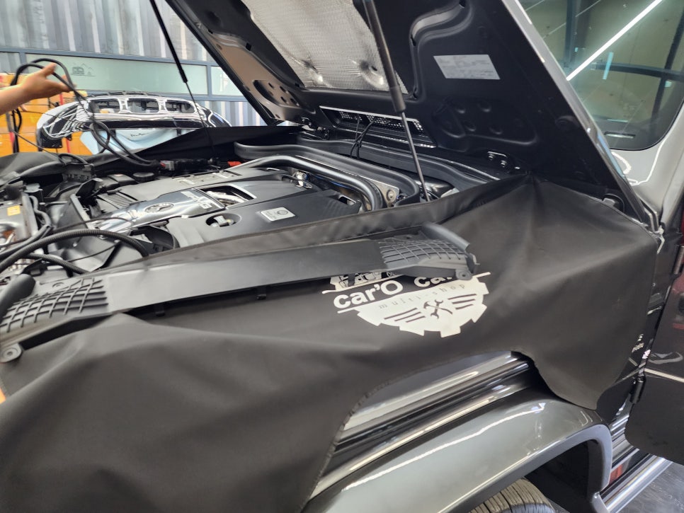 벤츠G63amg - 전동 사이드스텝 시공으로 편리한 벤츠 생활 !!!