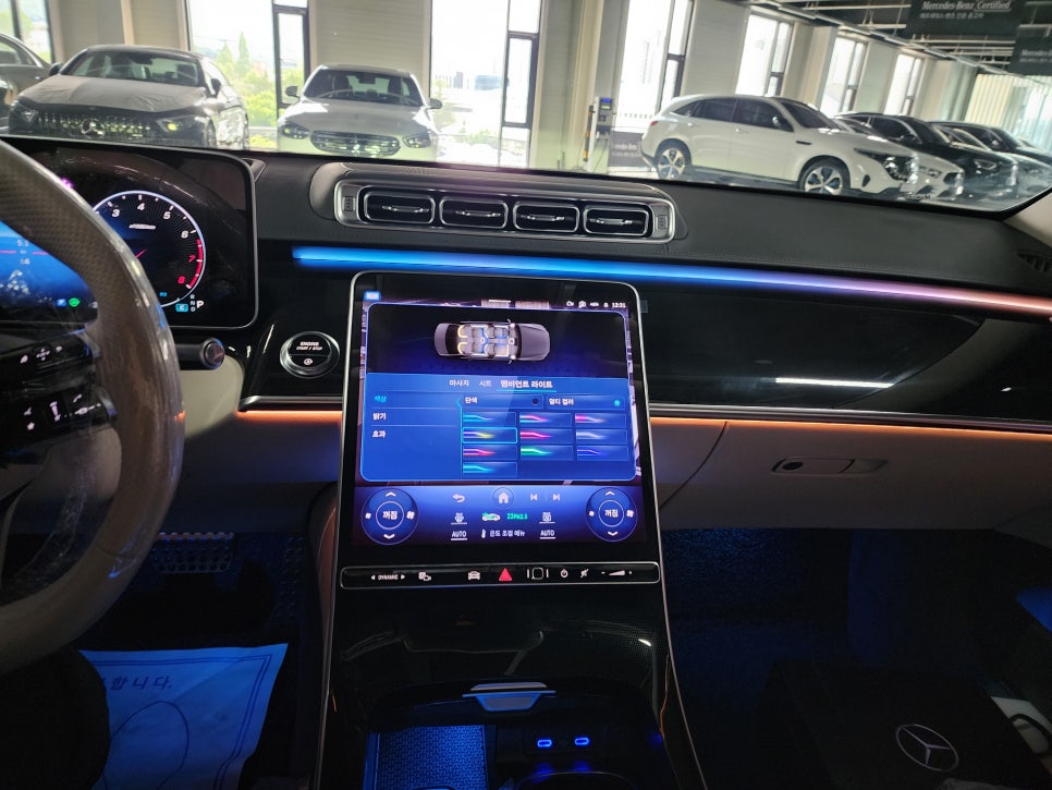 벤츠 S500 - 신차 출고 전 필수 시공 "액티브 엠비언트"