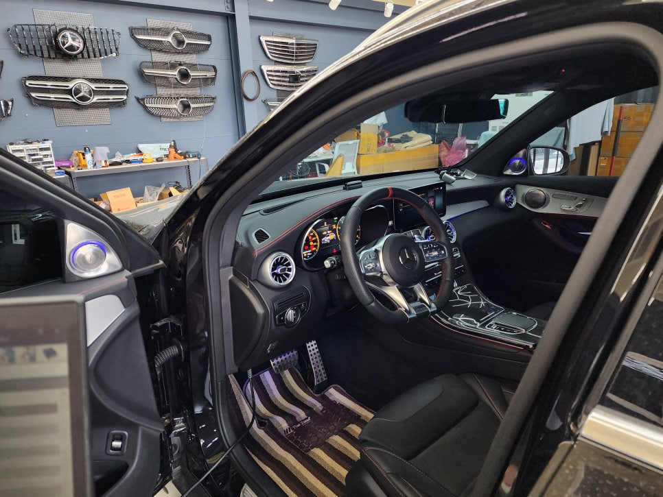 벤츠 Glc43amg - 송풍구, 3d부메스터, 데시보드 엠비언트