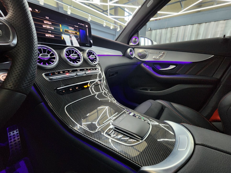 벤츠 Glc43amg - 송풍구, 3d부메스터, 데시보드 엠비언트