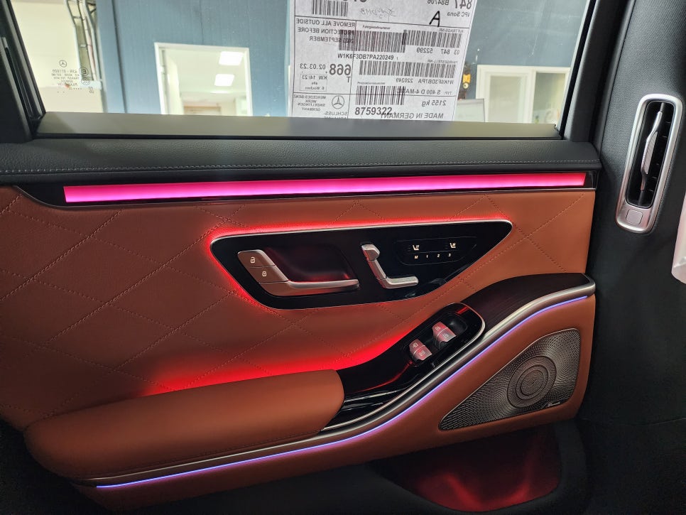 벤츠 S400d - 액티브 엠비언트 & 4D 부메스터 시공