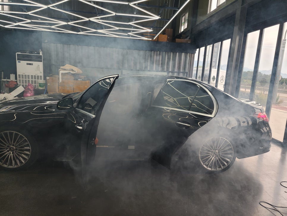 벤츠 W206 C300- 벤츠정품 통풍시트 & R버튼 활성화