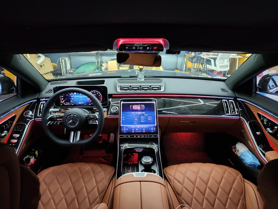벤츠S500 - S클래스라면 액티브엠비언트는 절대 빠질 수 없죠 !!!