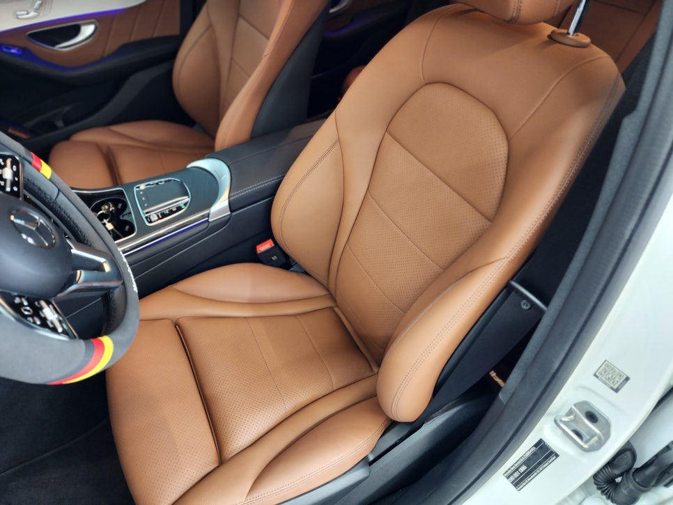 벤츠 GLC220d - 통풍시트, 세로그릴, 3d부메스터 " 인기 시공을 한번에~~~ "