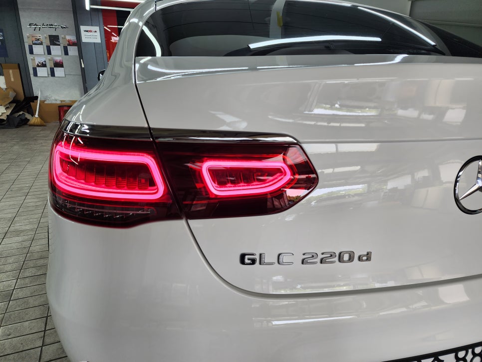 벤츠Glc220d - 하이클라스 통풍시트 "휴가철 대비~ 미리 서두르세요 "