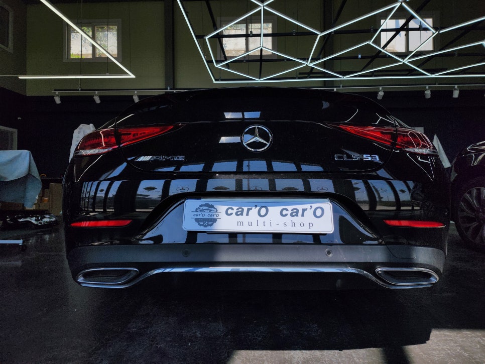 벤츠 Cls53amg - 디퓨저 & 듀얼머플러팁 / 월계수 도어스팟