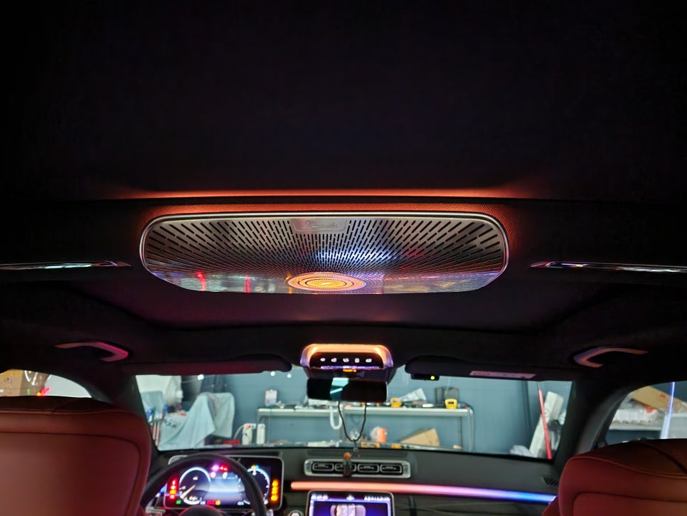 벤츠 S500 - 액티브엠비언트 & 4d부메스터 & 천장 부메스터엠비언트 3종 " 천장 부메스터 엠비언트 신상 시공 !!! "