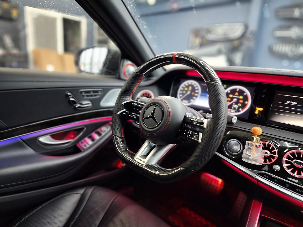 광주 벤츠레트로핏 카오카오 ] 벤츠 S350d - 신형 amg 카본 잠자리핸들 교체