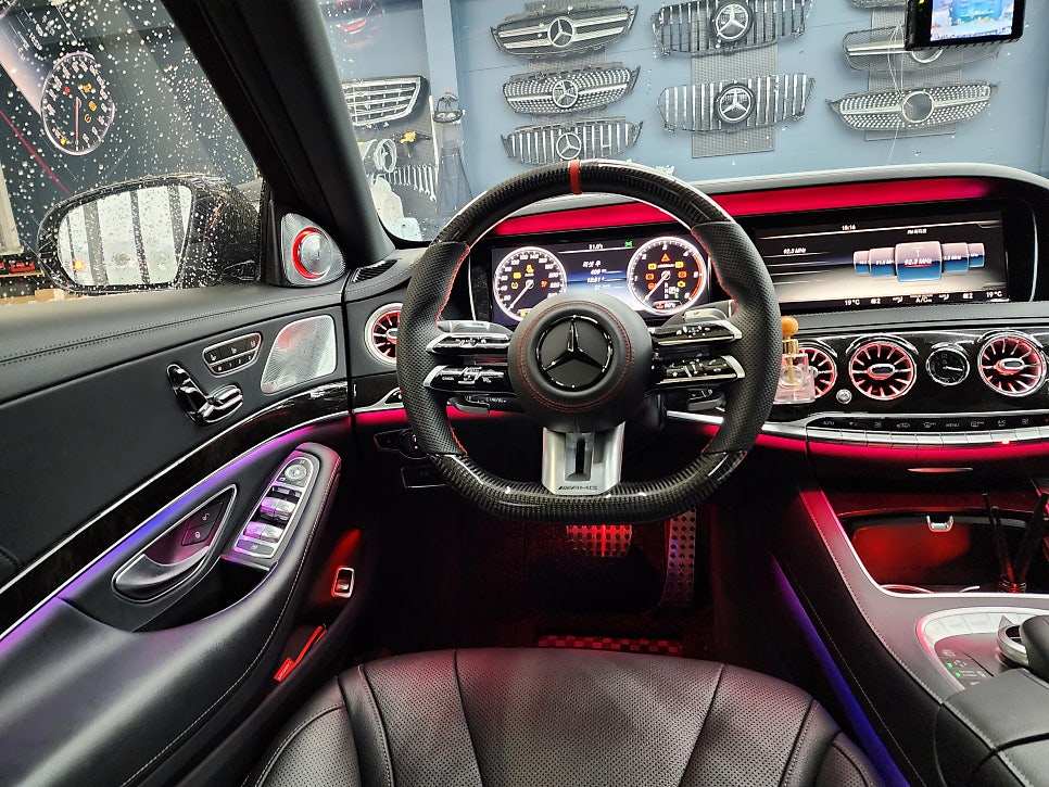광주 벤츠레트로핏 카오카오 ] 벤츠 S350d - 신형 amg 카본 잠자리핸들 교체