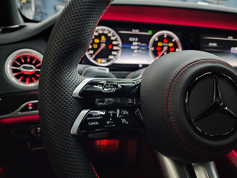 광주 벤츠레트로핏 카오카오 ] 벤츠 S350d - 신형 amg 카본 잠자리핸들 교체