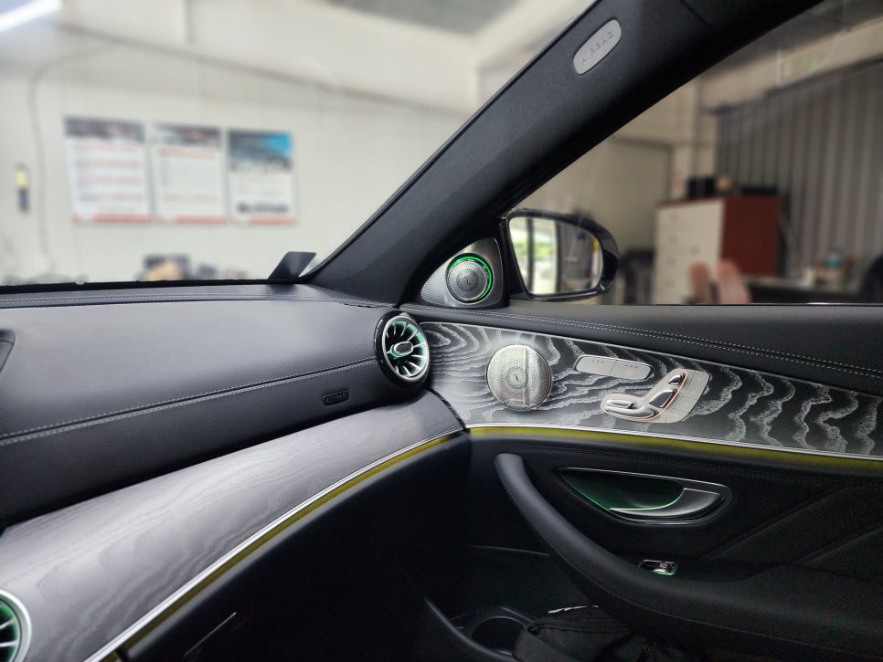 광주 카오카오 ] 벤츠 E53amg- 하이클라스 3d부메스터 & 송풍구엠비언트
