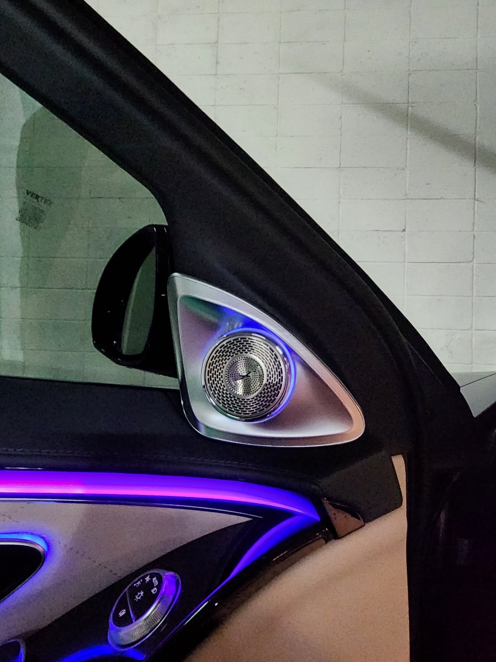 광주 벤츠 엠비언트 전문시공업체 ] 벤츠 S500 - 벤츠정품 4D부메스터   " S클래스의 가치를 상승시키는 시공 "