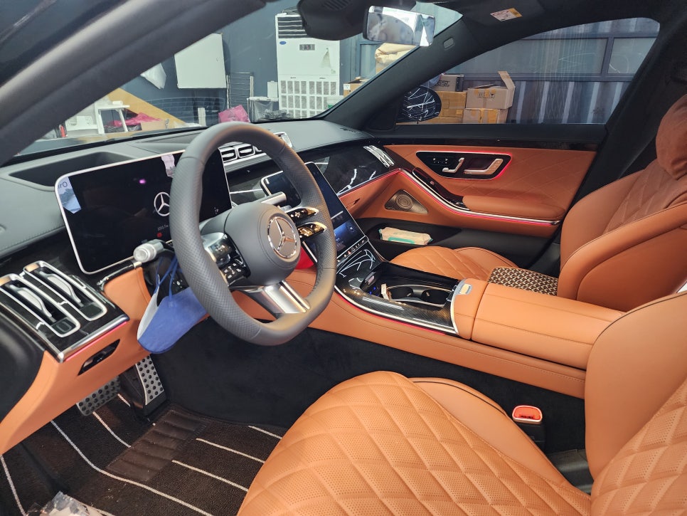 광주 액티브 엠비언트 ] 벤츠 S500 - 액티브엠비언트 & 4d부메스터 패키지 시공