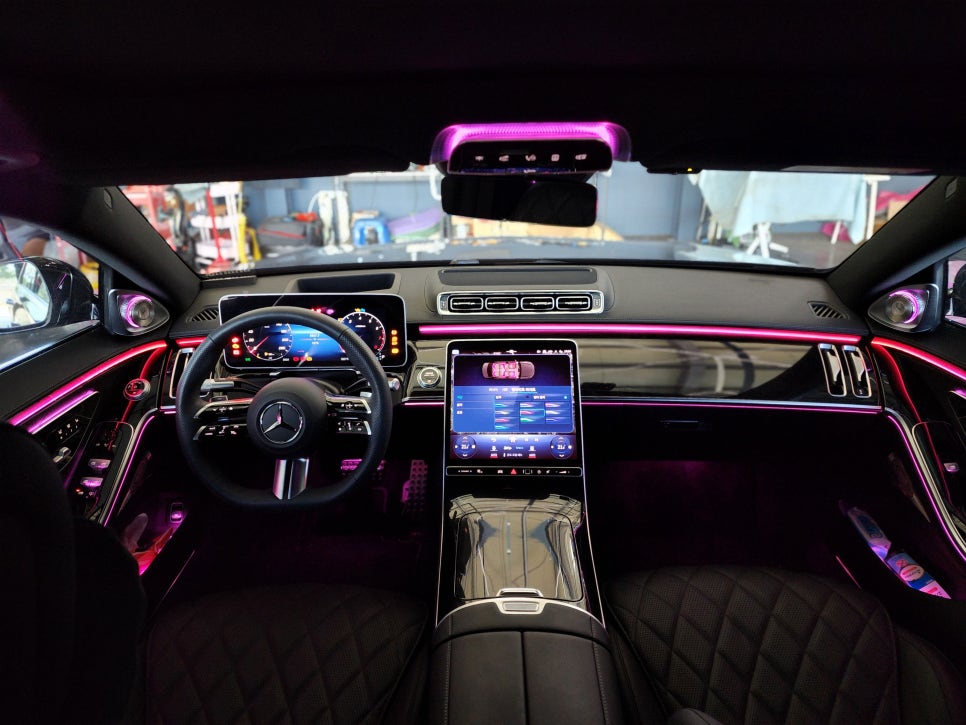 벤츠 S500 - 액티브 엠비언트& 정품 4d부메스터  " S클래스에 절대 빠질 수 없는 튜닝 !!! "