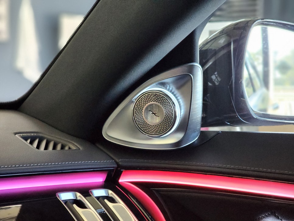 벤츠 S500 - 액티브 엠비언트& 정품 4d부메스터  " S클래스에 절대 빠질 수 없는 튜닝 !!! "