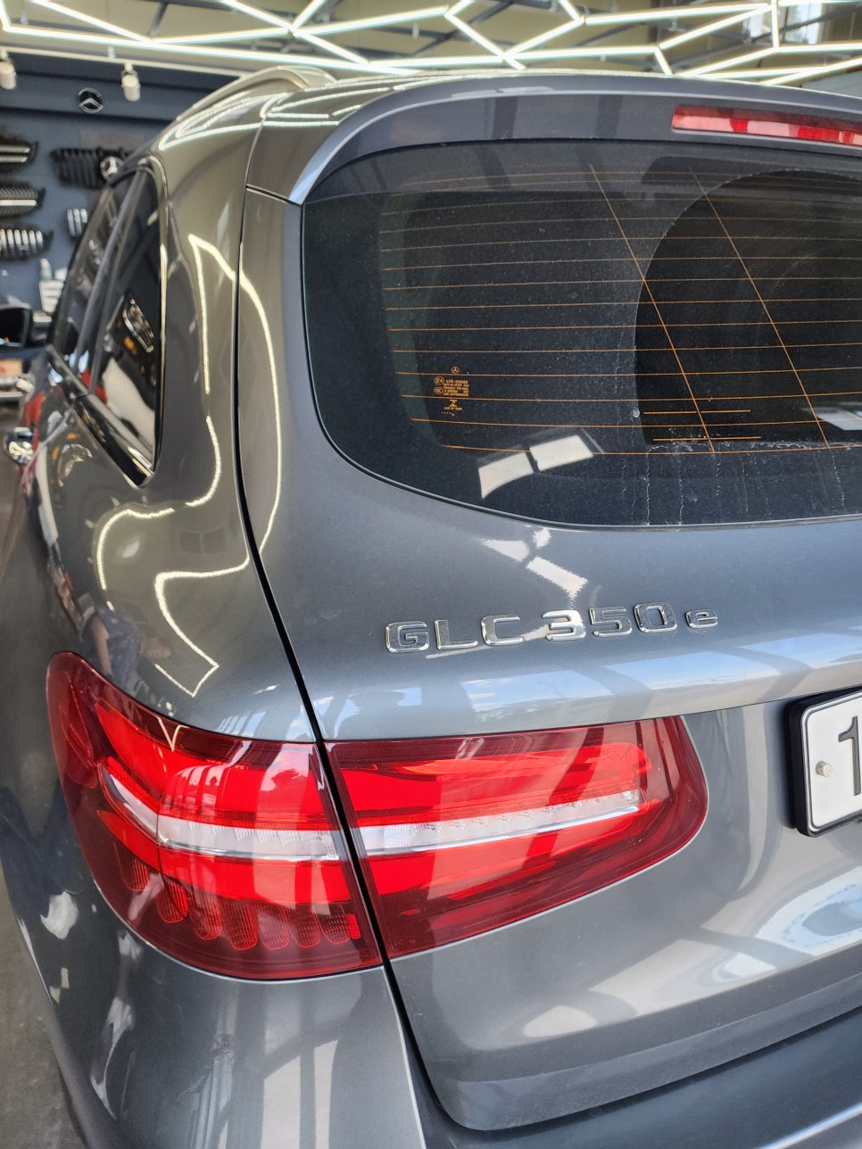 광주 벤츠통풍시트 ] 벤츠 Glc350e - 통풍시트  " 4계절 모두 유용한 통풍시트 시공은 언제든 가능합니다 !!"