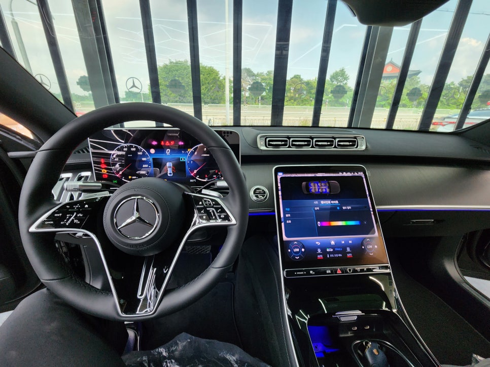 벤츠 S350d - 액티브 엠비언트 & 4d부메스터 패키지 " 완벽한 인테리어"