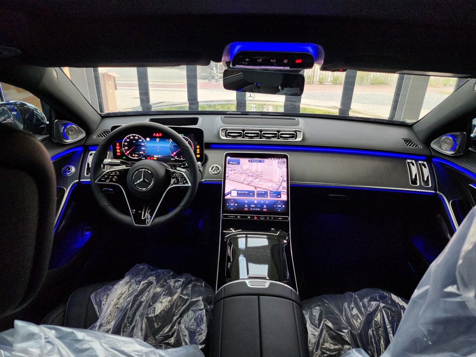 벤츠 S350d - 액티브 엠비언트 & 4d부메스터 패키지 " 완벽한 인테리어"