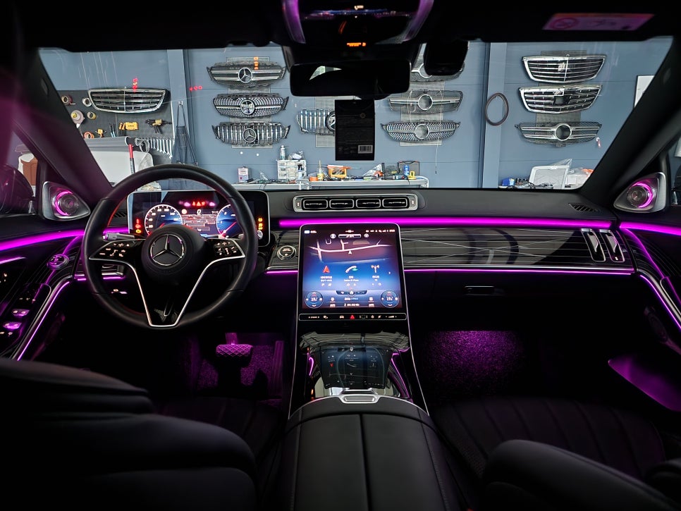 벤츠 S350d - 피아노락커트림 & 액티브엠비언트 & 4d부메스터