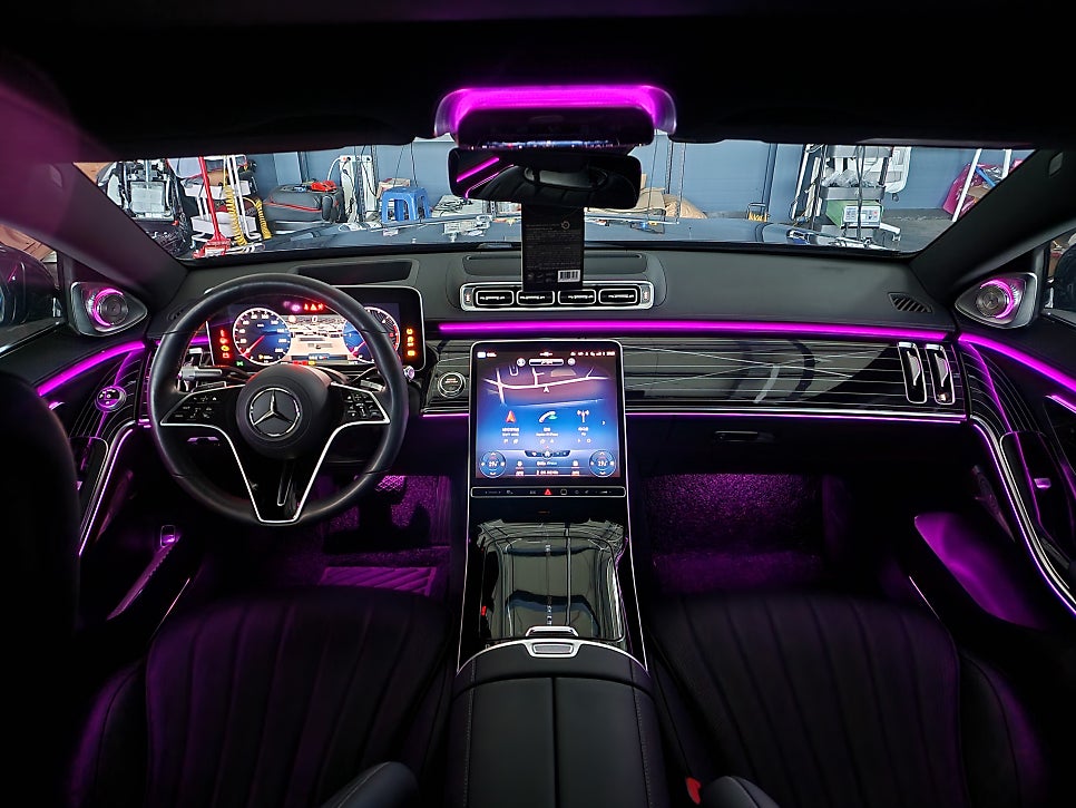 벤츠 S350d - 피아노락커트림 & 액티브엠비언트 & 4d부메스터