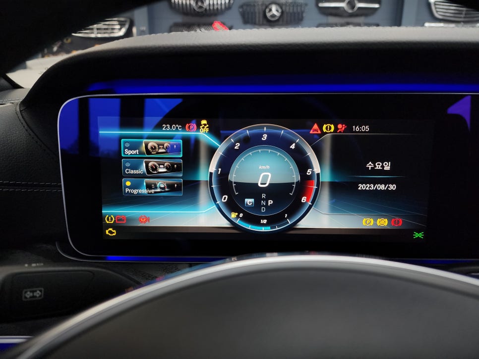 벤츠 E220d 카브리올레 - 와이드콕 핏 (리퍼 제품)